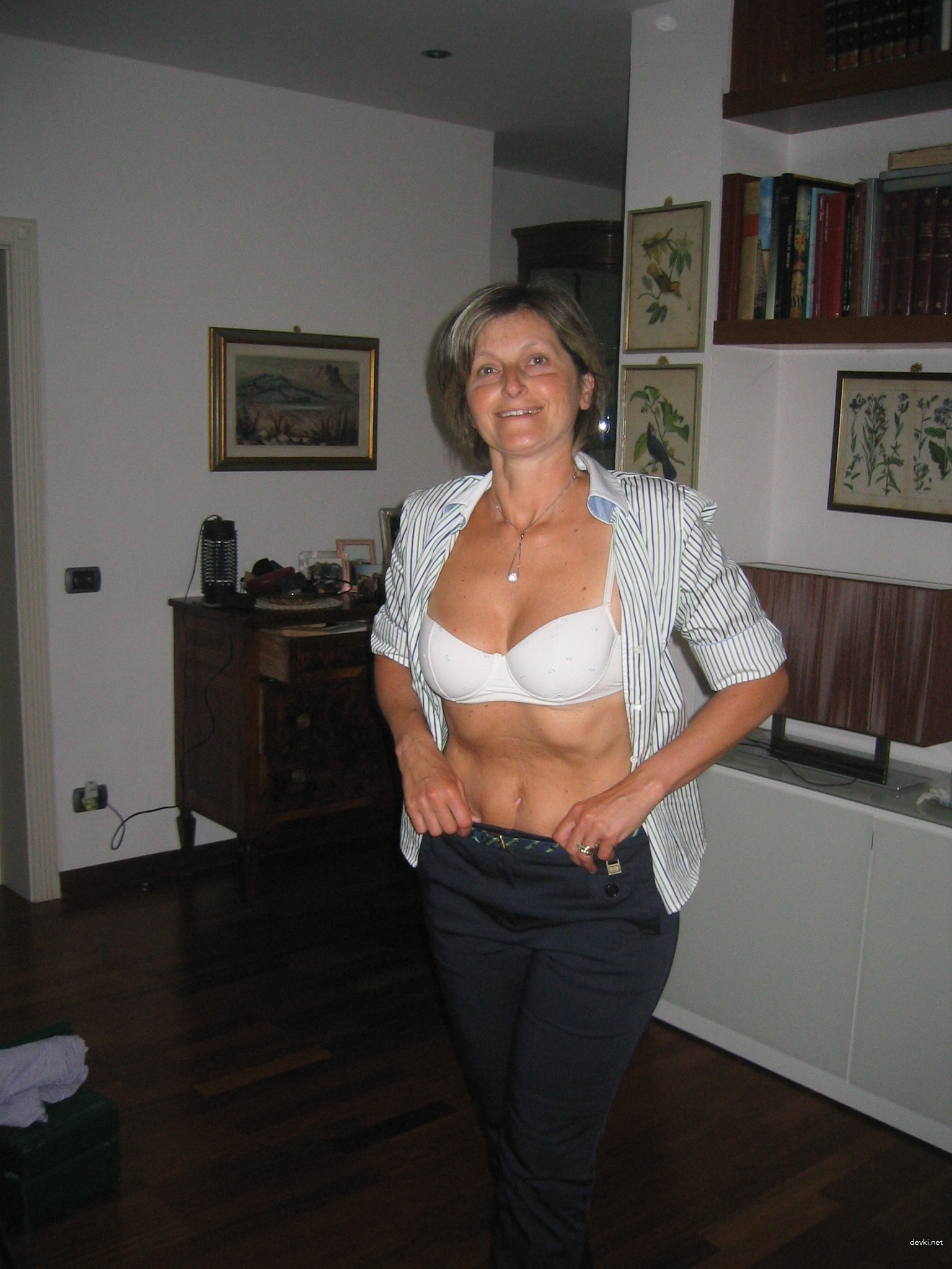 Mature Lady's Intimate Photos Part 2: Explicit and Bold Mature Woman Pictures
