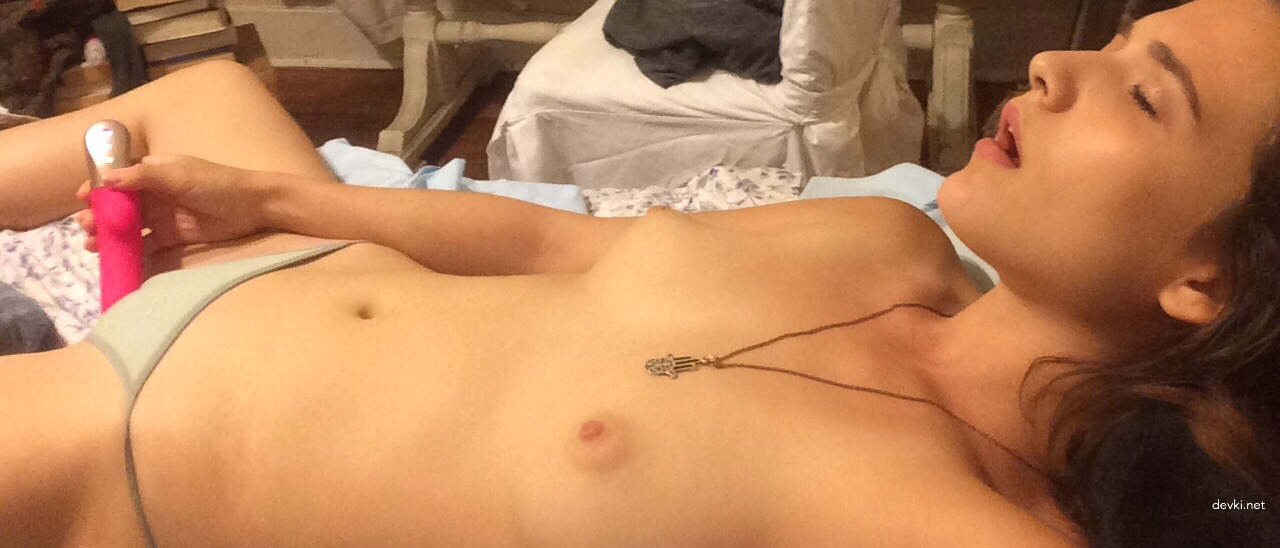 Private Photo of Cute Girl - Explicit Amateur Porn Pic