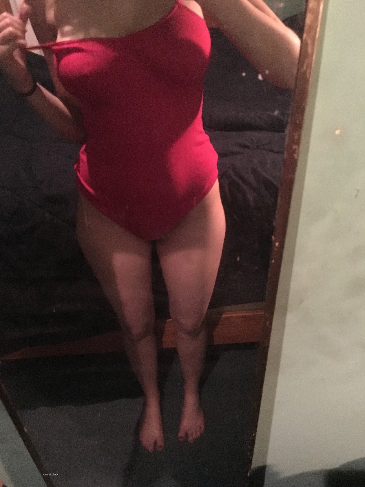 Big Boobs Girl: Explicit Busty Babe with Huge Tits Exposed