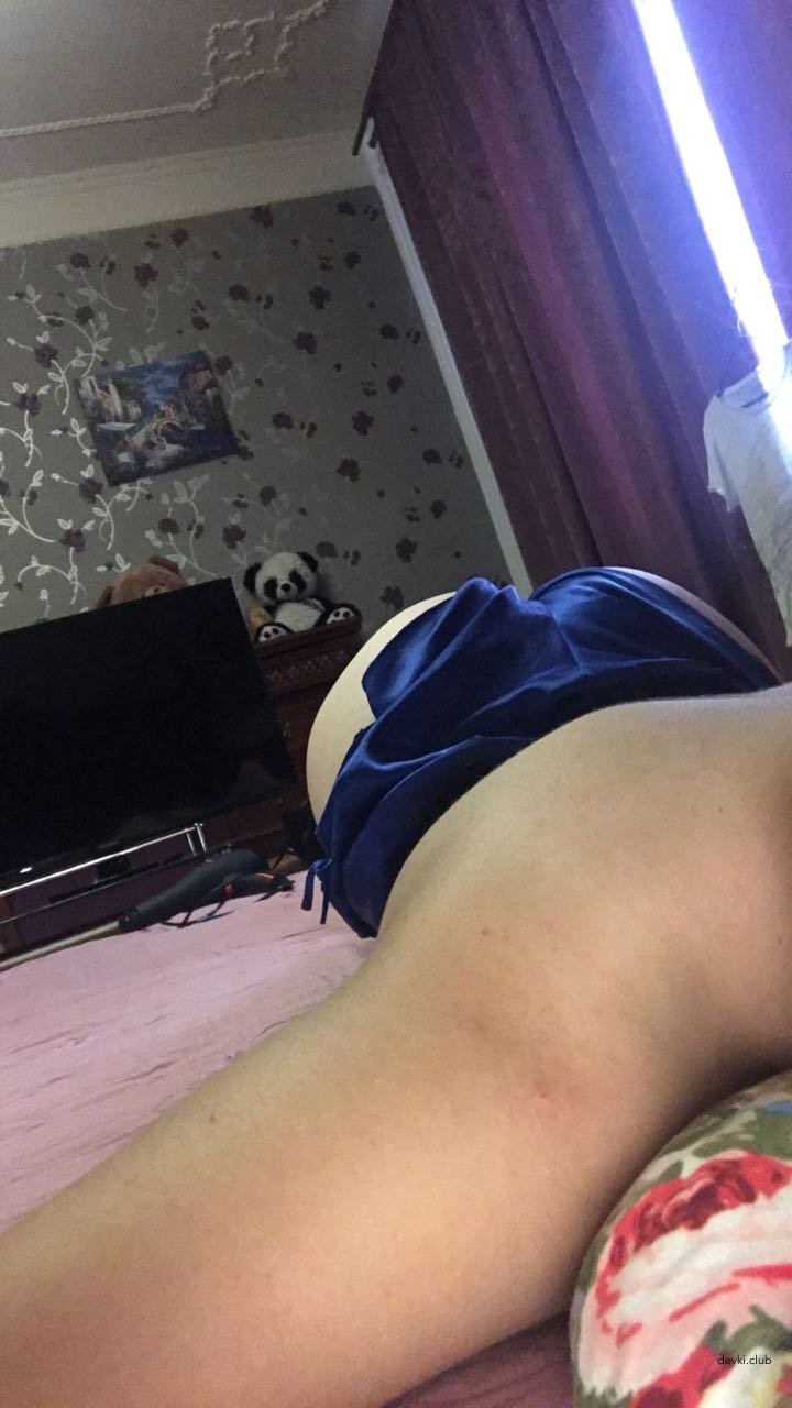 Beautiful Nude Babe Gets Hardcore Fucked