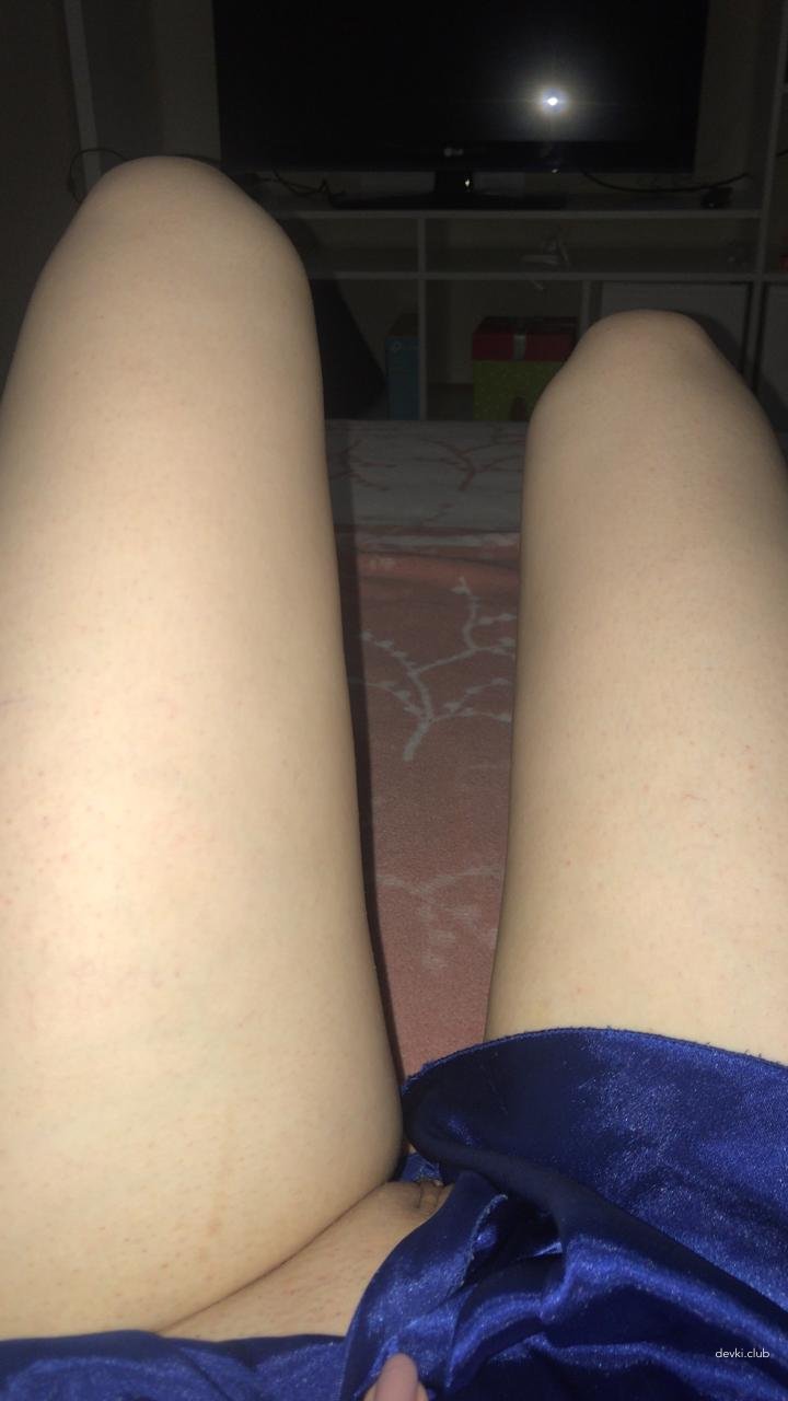 Beautiful Nude Babe Gets Hardcore Fucked