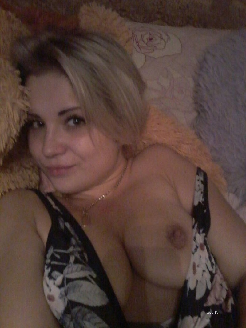 Sexy Social Media Babes: Hot Girls from Social Networks Exposed