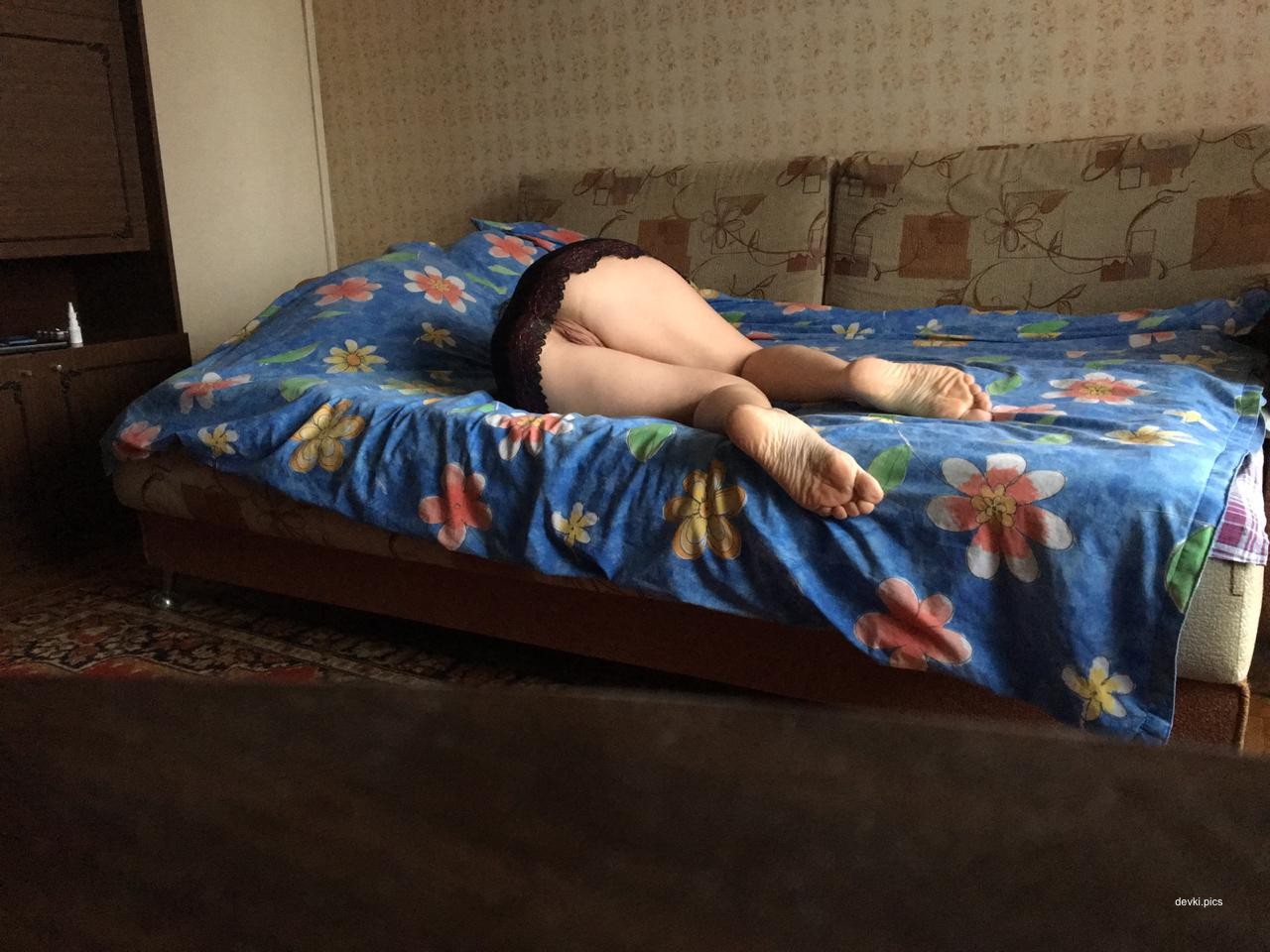 Hot Wife with Perfect Ass - Ultimate Eye Candy for You