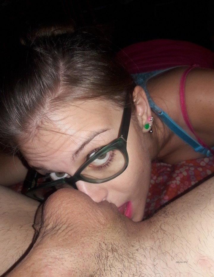 Hot Girlfriend Gives Anilingus and Blowjob - Explicit Amateur Porn