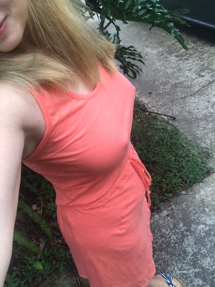 Mom's Sweet Lollipop: Naughty Russian MILF Seduces with Candy