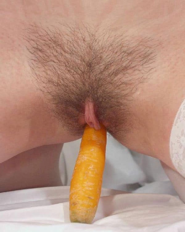 Naked Bunny Pleasuring Herself by the Christmas Tree - XXX Solo Play