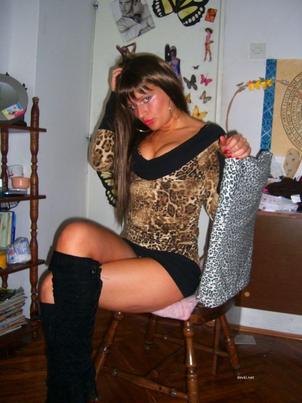 Hot Young Slut Gets Naughty in Hardcore Sex Session