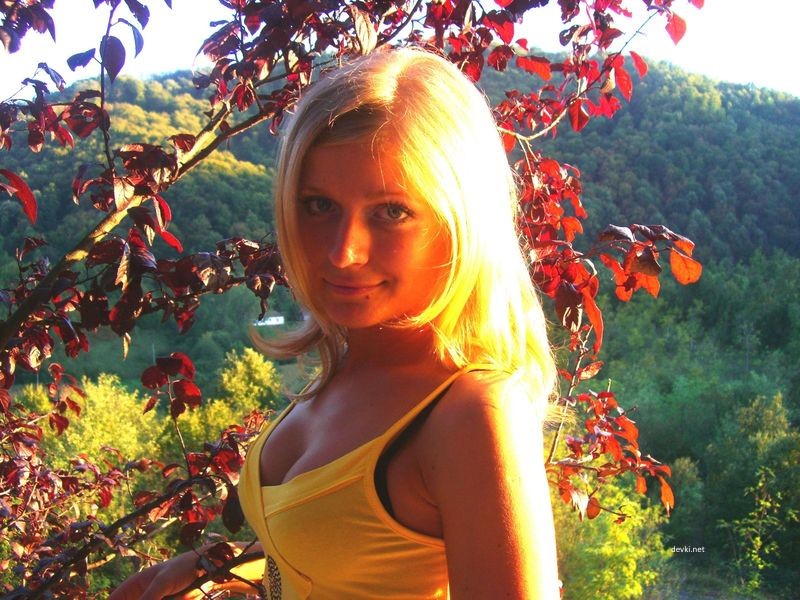 Hot Young Slut Gets Naughty in Hardcore Sex Session