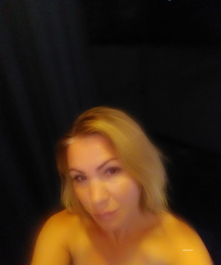 Sexy MILF Takes Selfie in Fitting Room - Explicit Mature Woman Photo