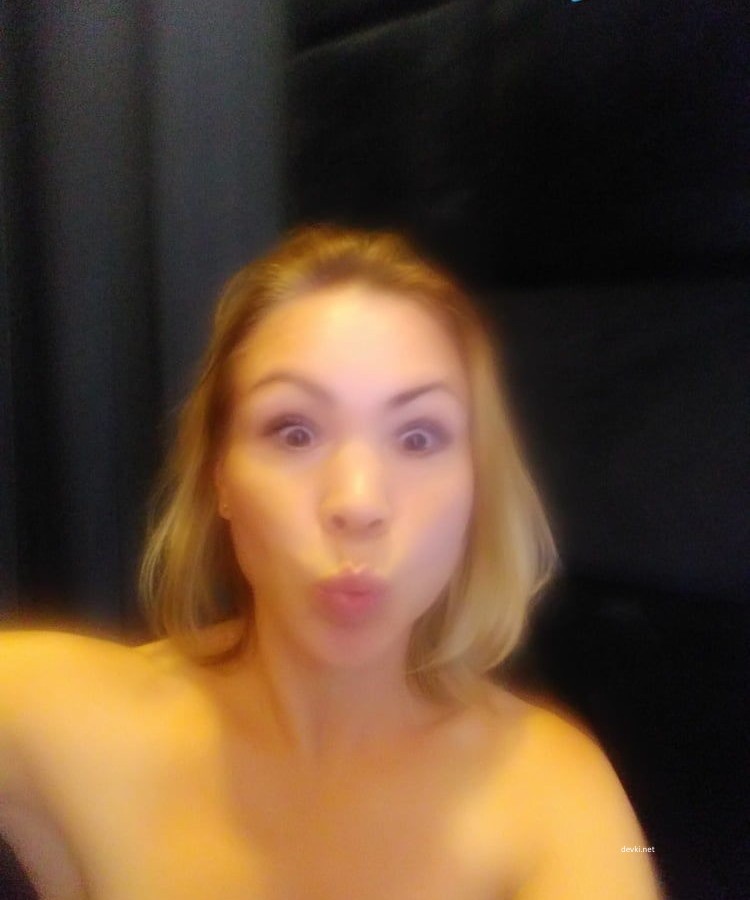 Sexy MILF Takes Selfie in Fitting Room - Explicit Mature Woman Photo