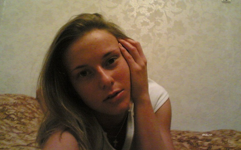Seductive Babe Posing Before Bed - Sultry Nighttime Photoshoot