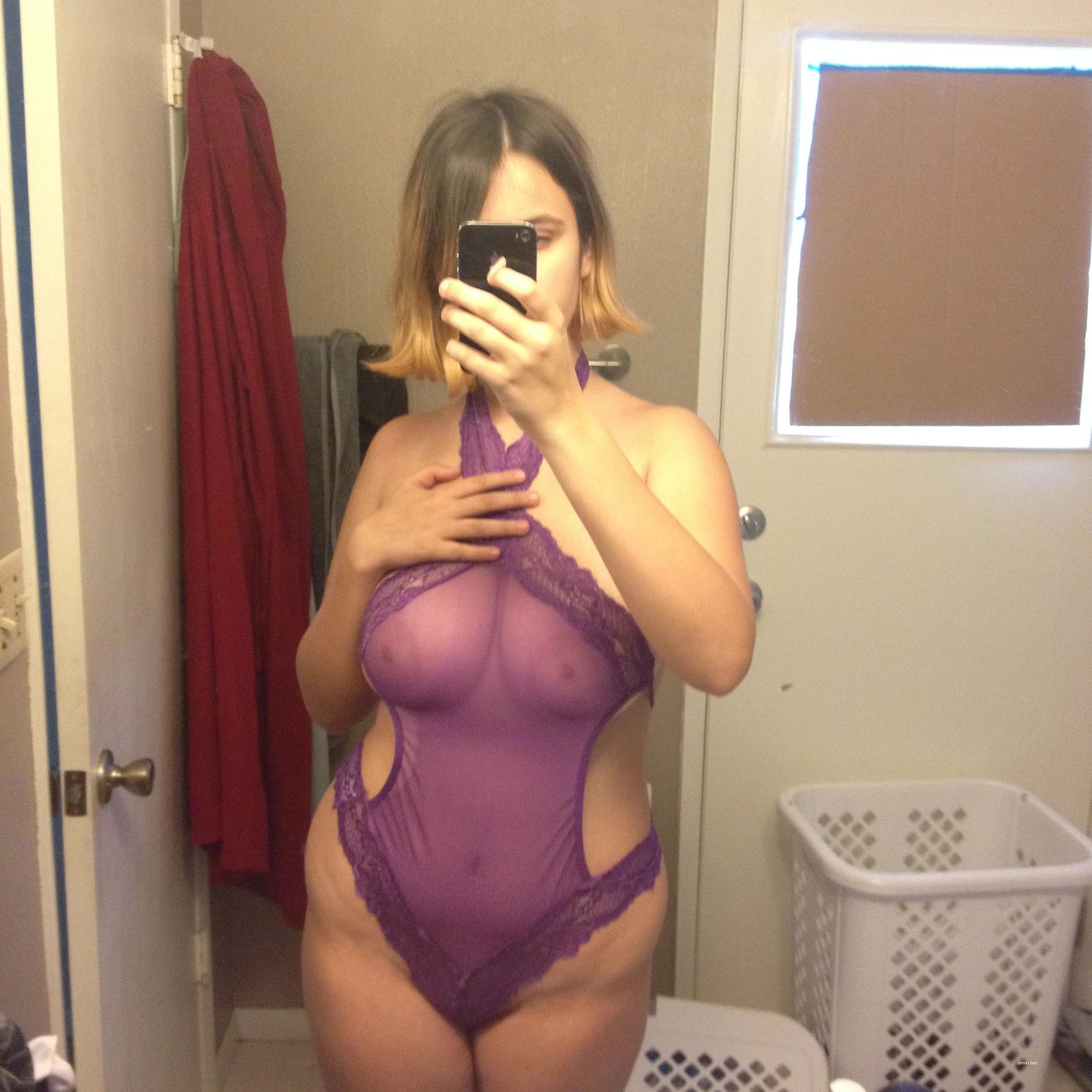 Voluptuous Selfie: Busty Babe Flaunts Assets in Provocative Pose