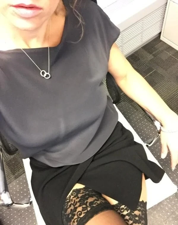Bored Office Girls: 24 Explicit Photos of Girls Bored at Work