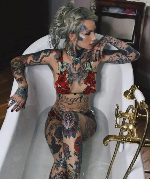 Hot Tattooed Babes Unleashed: 47 Explicit Photos of Bold & Confident Women