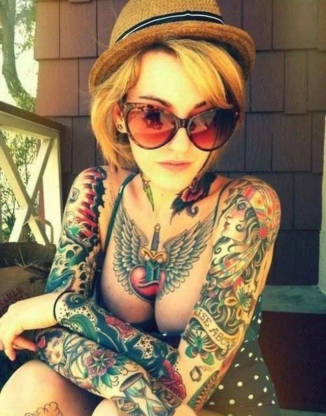 Hot Tattooed Babes Unleashed: 47 Explicit Photos of Bold & Confident Women