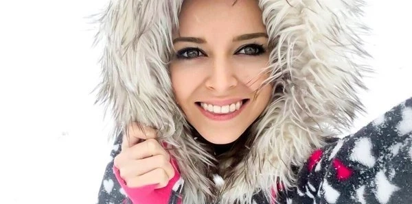 32 Stunning Smiles of Gorgeous Girls - Explicit Photos