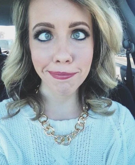 35 Hilarious and Playful Girls: Funny and Entertaining Photos