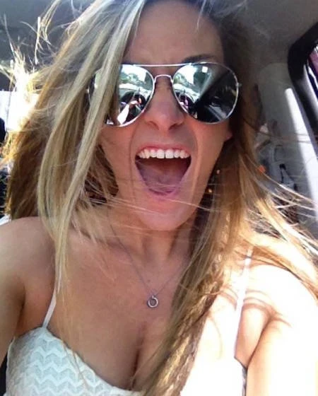 35 Hilarious and Playful Girls: Funny and Entertaining Photos