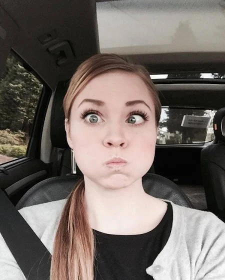 35 Hilarious and Playful Girls: Funny and Entertaining Photos