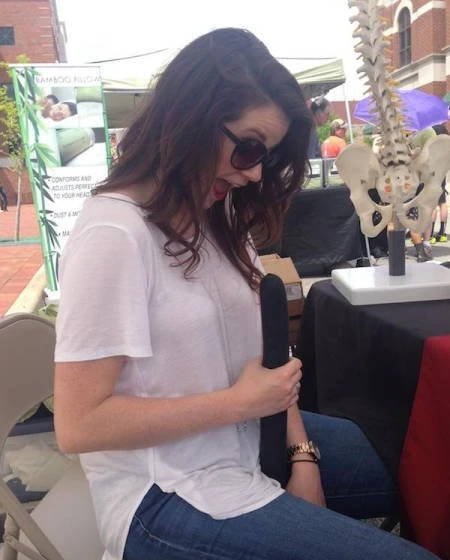 35 Hilarious and Playful Girls: Funny and Entertaining Photos