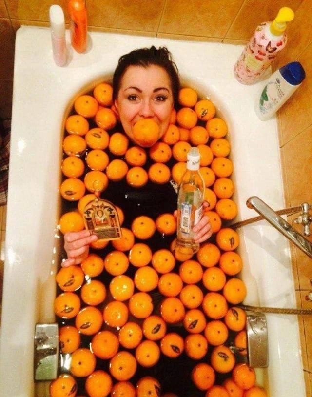 Wild and Crazy Girls Going All Out: 41 Explicit Photos of Fun and Madness