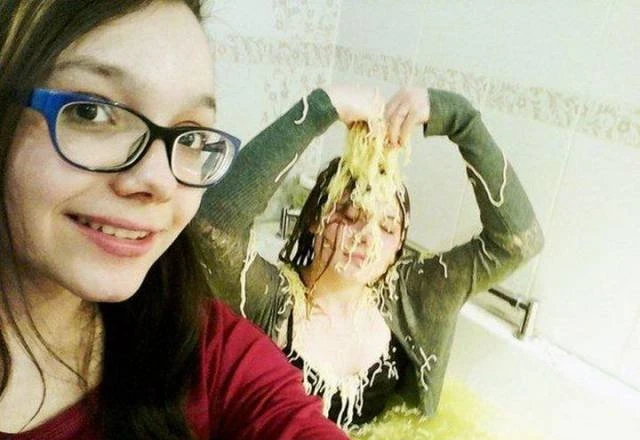 Wild and Crazy Girls Going All Out: 41 Explicit Photos of Fun and Madness