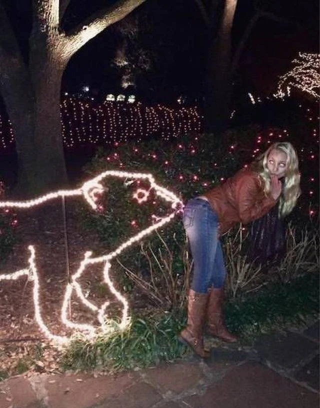 Wild and Crazy Girls Going All Out: 41 Explicit Photos of Fun and Madness