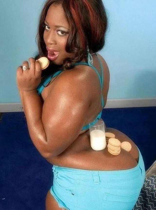 Wild and Playful Girls Know How to Party: 45 Explicit Photos