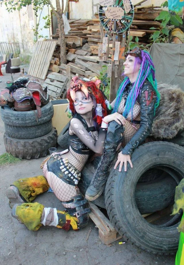 Playful Girls Uninhibited: 48 Explicit Photos.