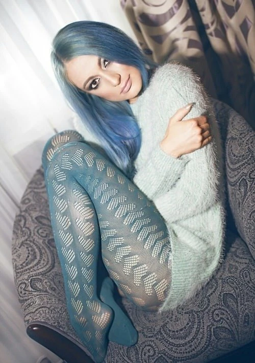 Sleek and Slim Legs in Tights: Provocative and Seductive Foot Fetish