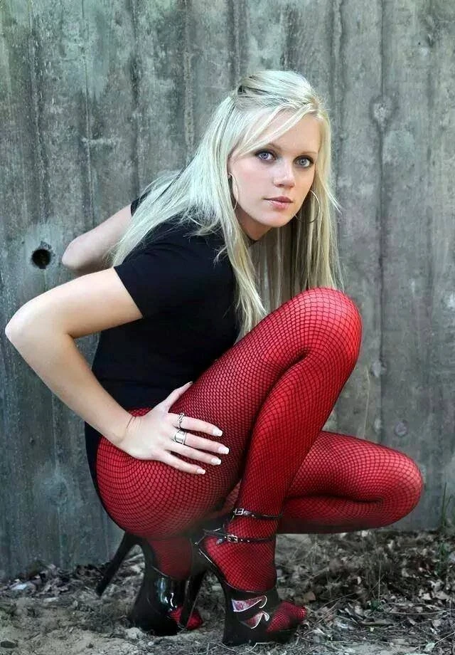 Sleek and Slim Legs in Tights: Provocative and Seductive Foot Fetish