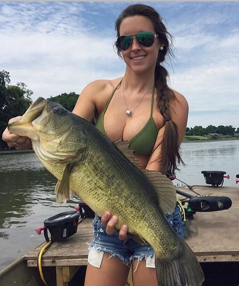 Sexy Girls Fishing: Hot Babes Catching Fish in Bikinis