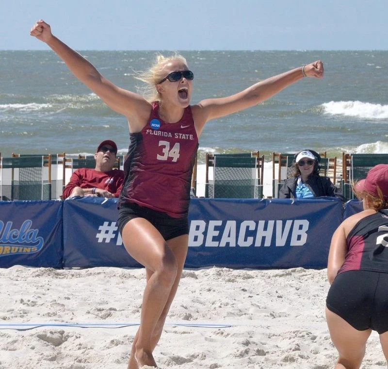 Sexy Beach Babes Playing Volleyball - Hot Women in Bikinis on Sand