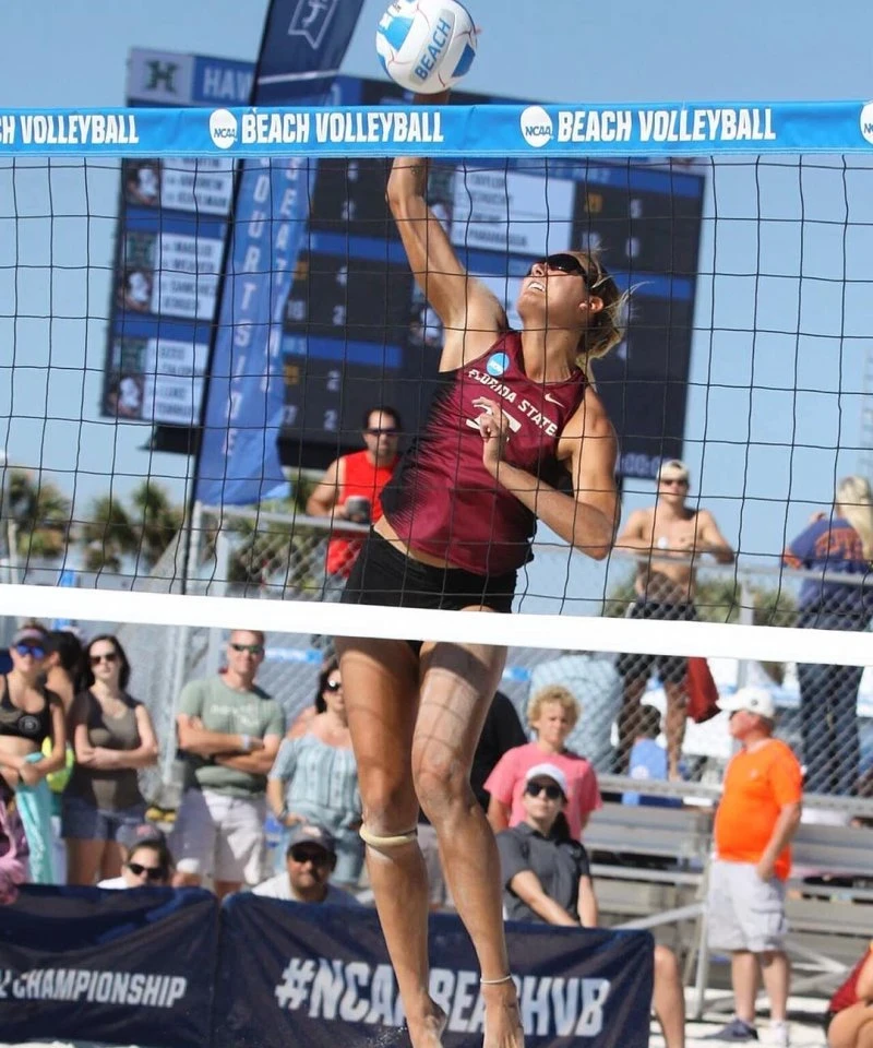 Sexy Beach Babes Playing Volleyball - Hot Women in Bikinis on Sand
