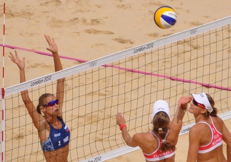 Sexy Beach Babes Playing Volleyball - Hot Women in Bikinis on Sand