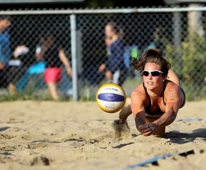 Sexy Beach Babes Playing Volleyball - Hot Women in Bikinis on Sand