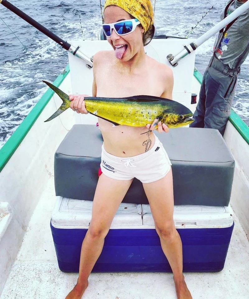 Sexy Babes Fishing: Hot Girls Catching Fish in Bikinis