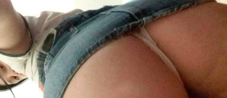 Busty Country Girl Oksana Exposed: Explicit Rural Beauty