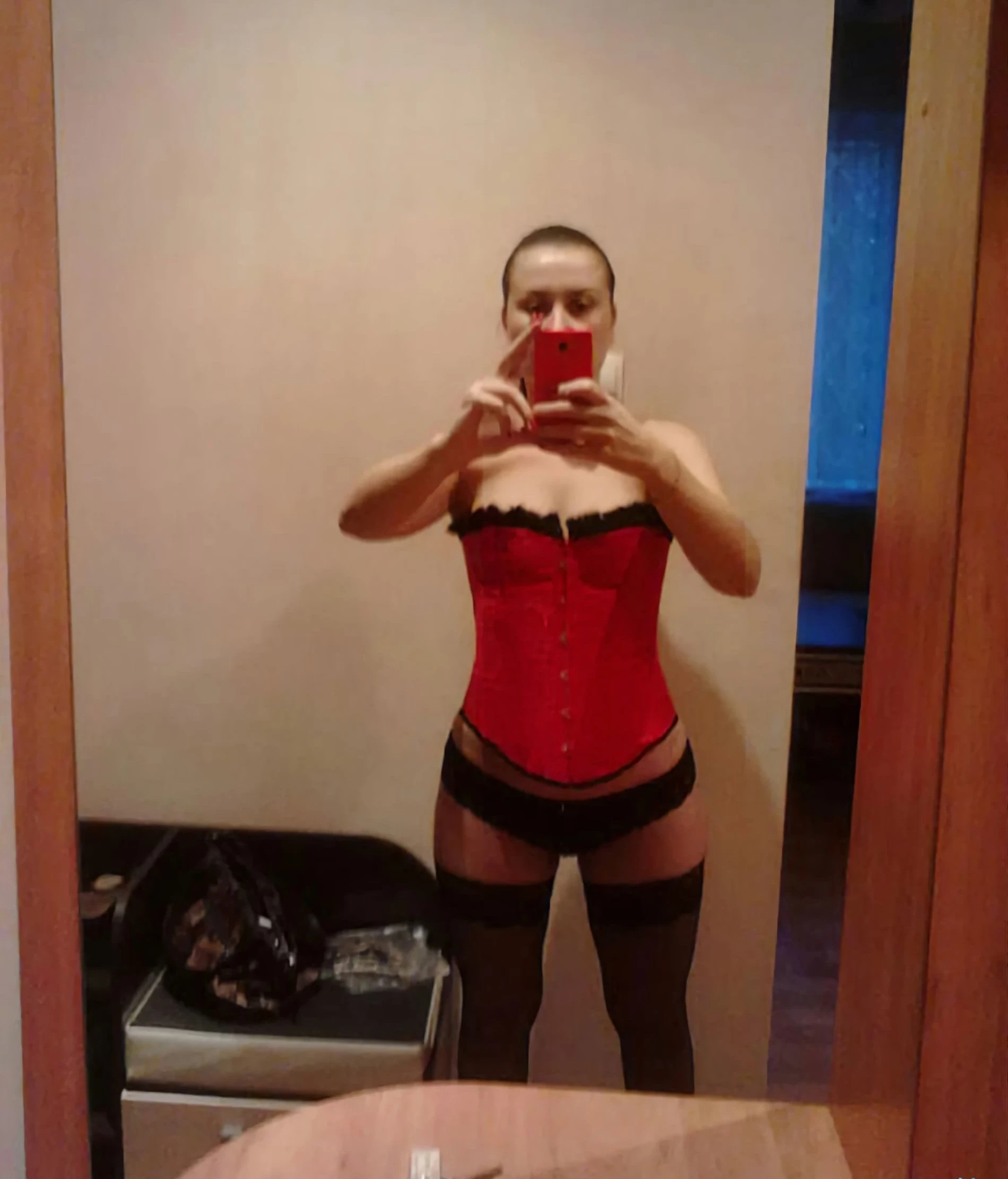 Sultry Woman Captures Herself: Sexy Selfie of Gorgeous Lady - Explicit Beauty Shot