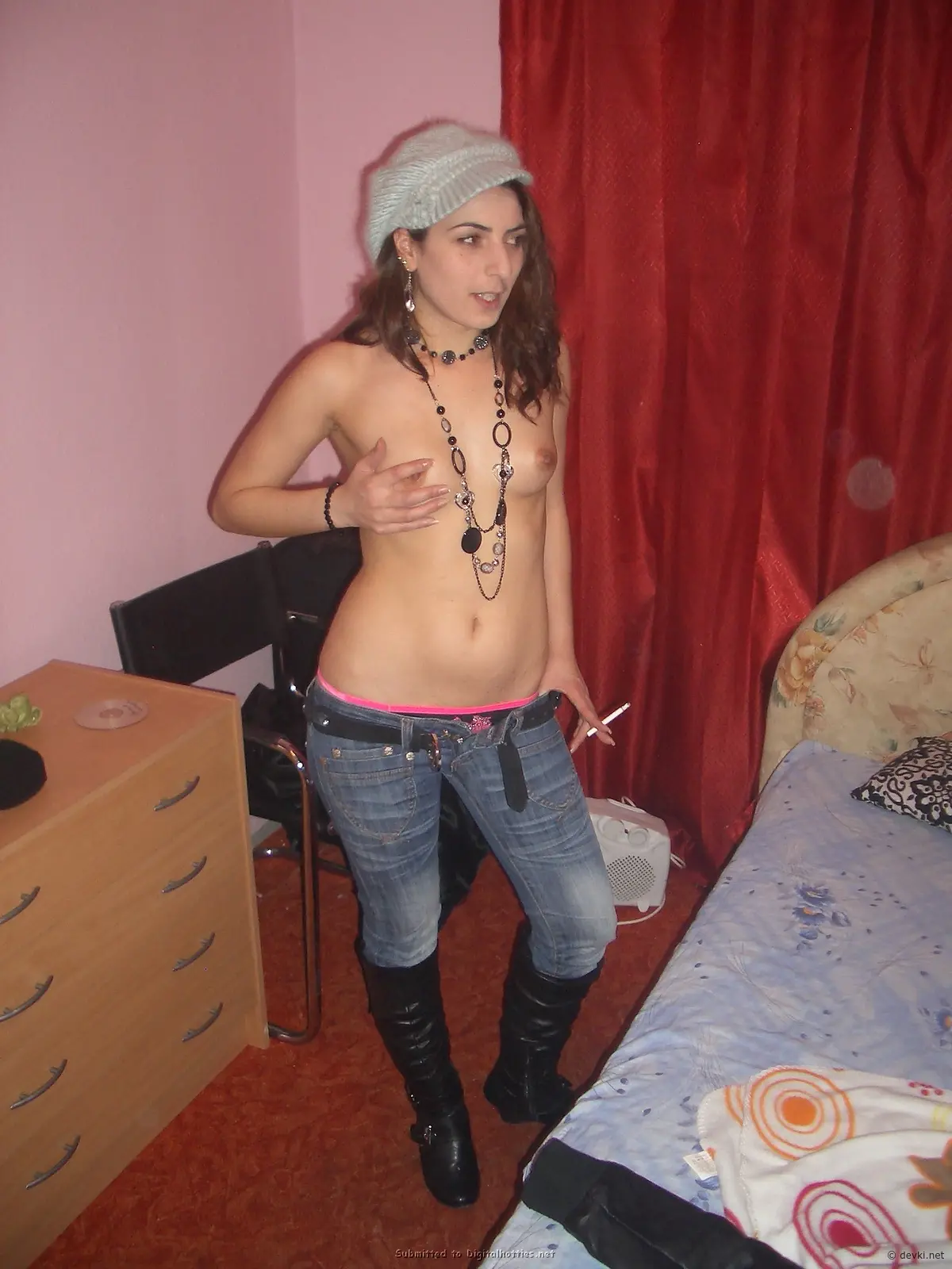 Captured Nude Babes: Explicit Photoshoot of Naked Girls