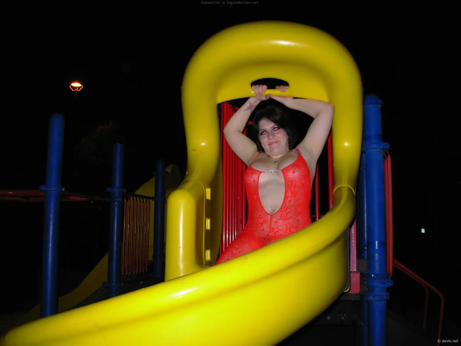 Mature Slut Flaunts Herself: Explicit and Provocative Photo of a Seductive Woman
