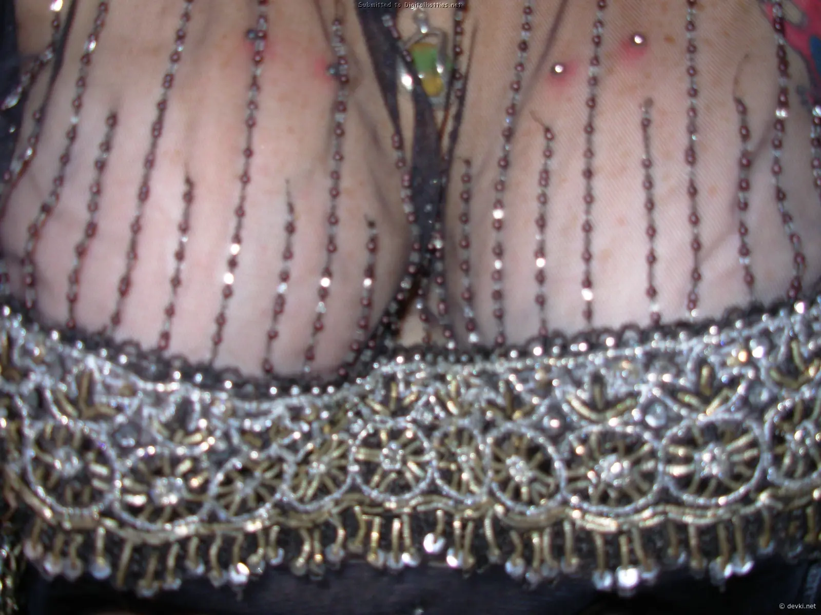 Mature Slut Flaunts Herself: Explicit and Provocative Photo of a Seductive Woman