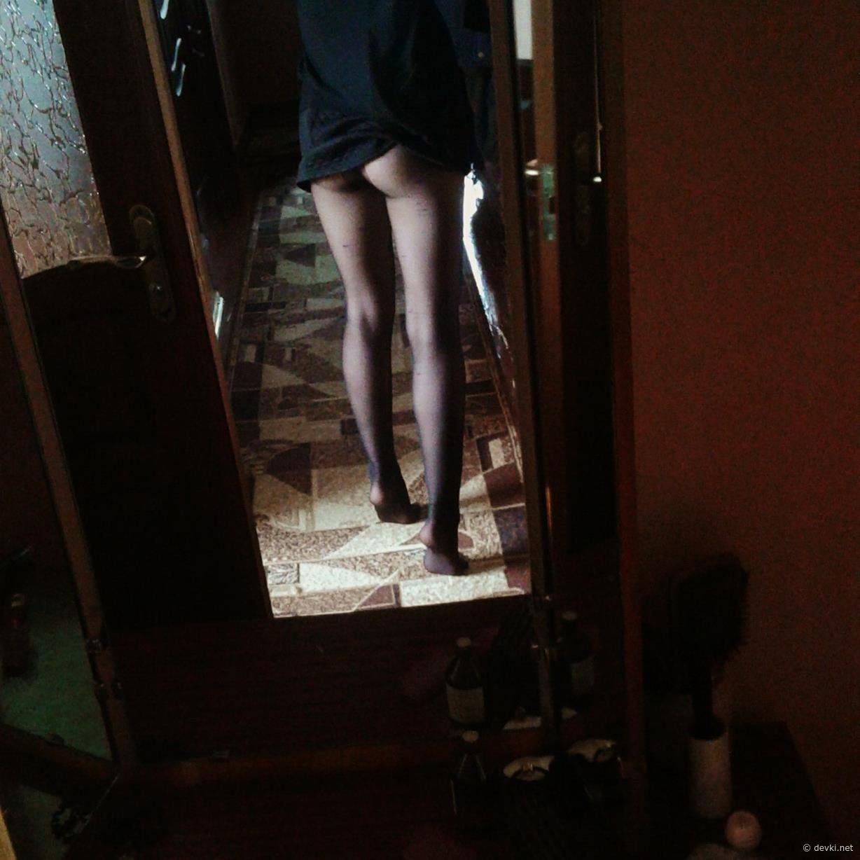 Russian Blonde Shows Off Hot Nude Homemade Pics