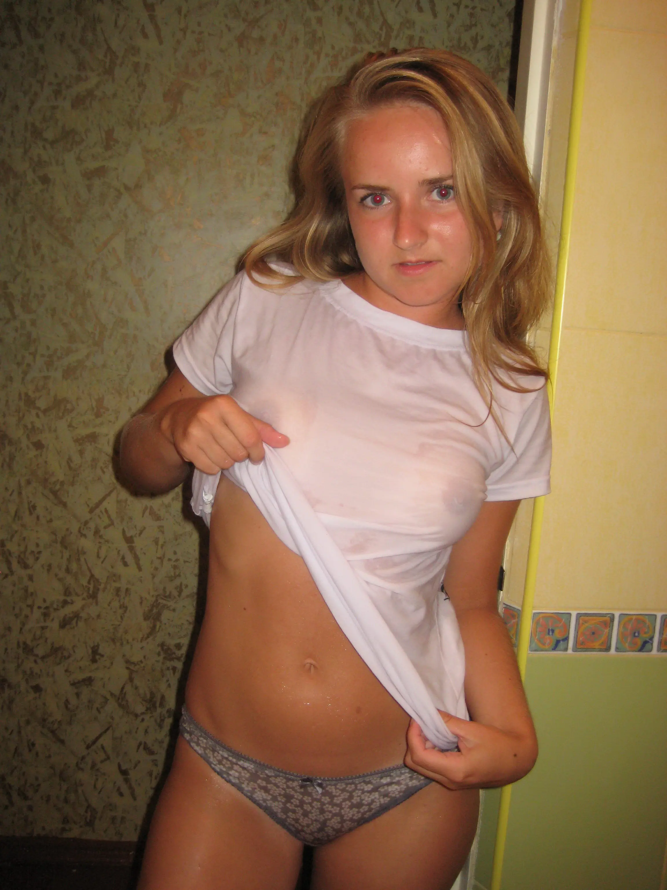 Girls in Wet T-Shirts: Hot and Steamy Babes in Erotic Tops