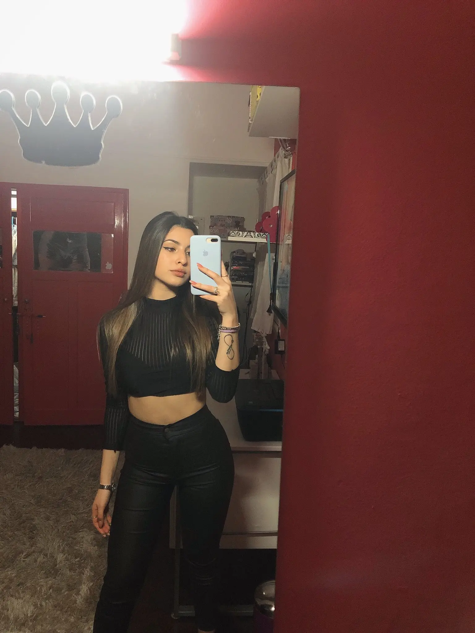 Stunning Beauty with a Fabulous Booty - Hot Babe with Gorgeous Ass