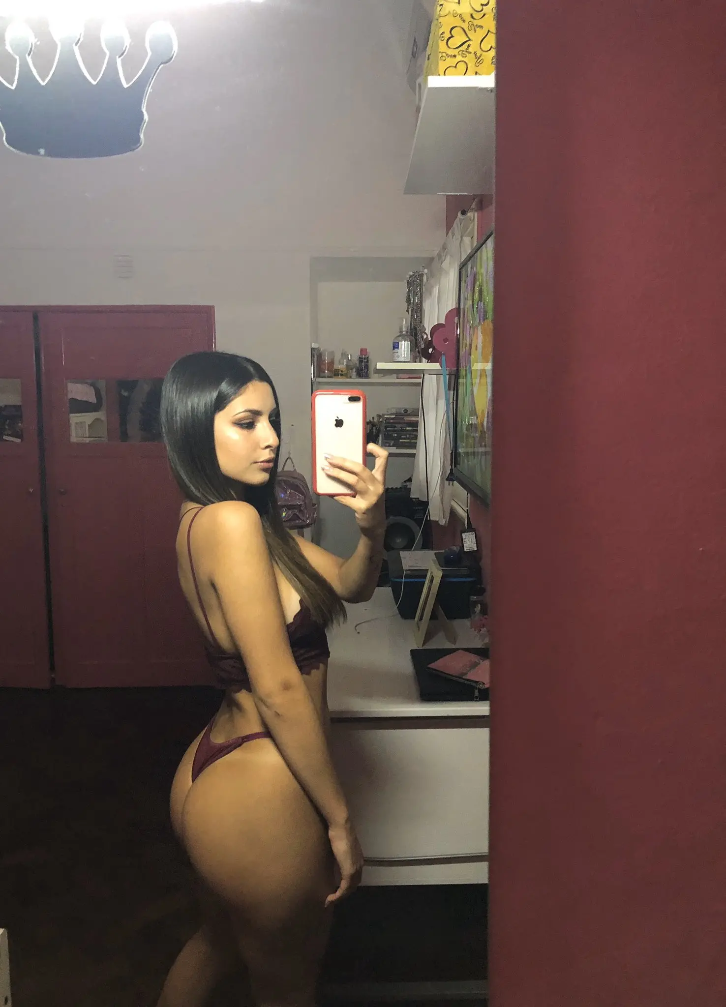 Stunning Beauty with a Fabulous Booty - Hot Babe with Gorgeous Ass