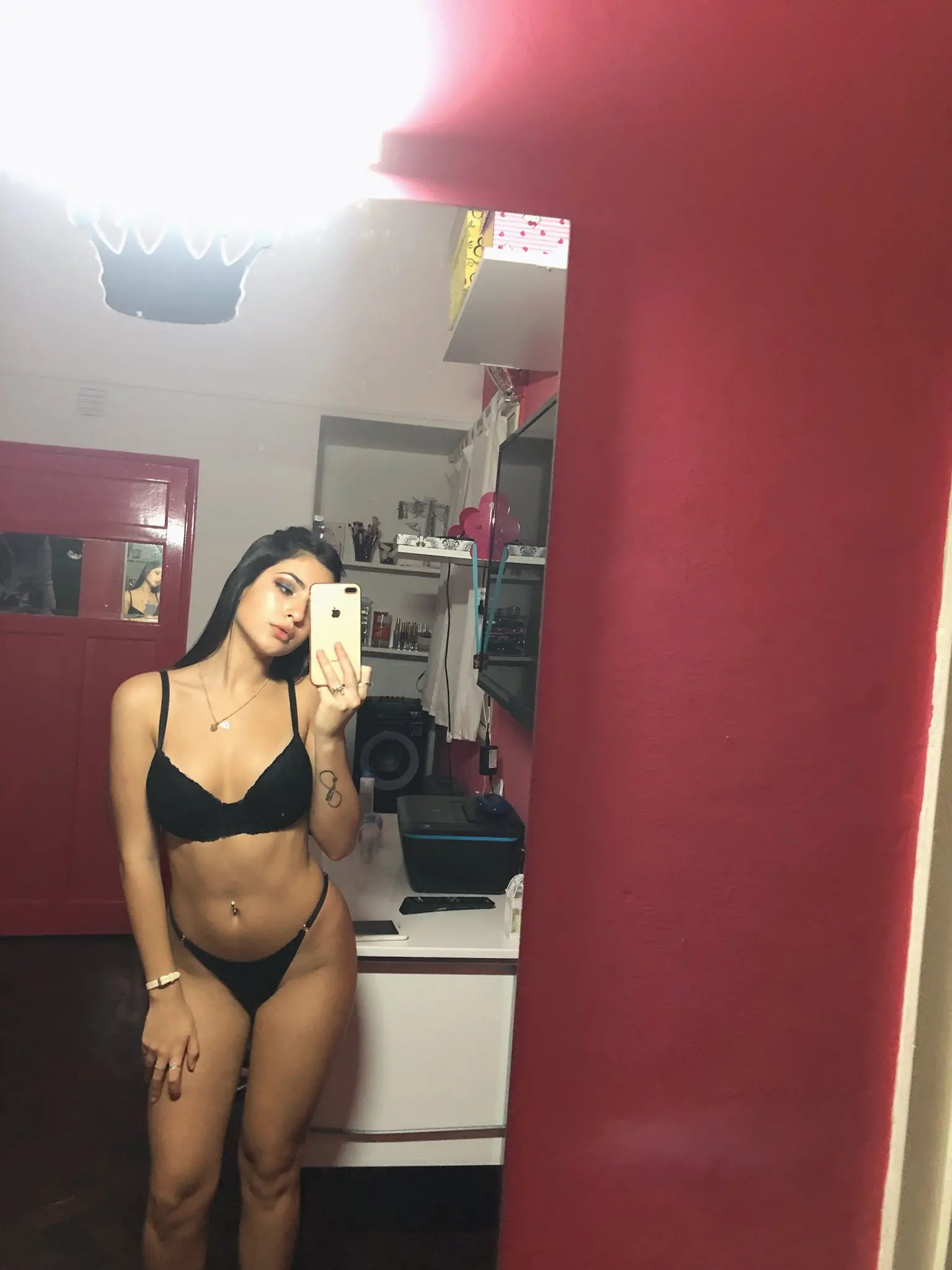 Stunning Beauty with a Fabulous Booty - Hot Babe with Gorgeous Ass