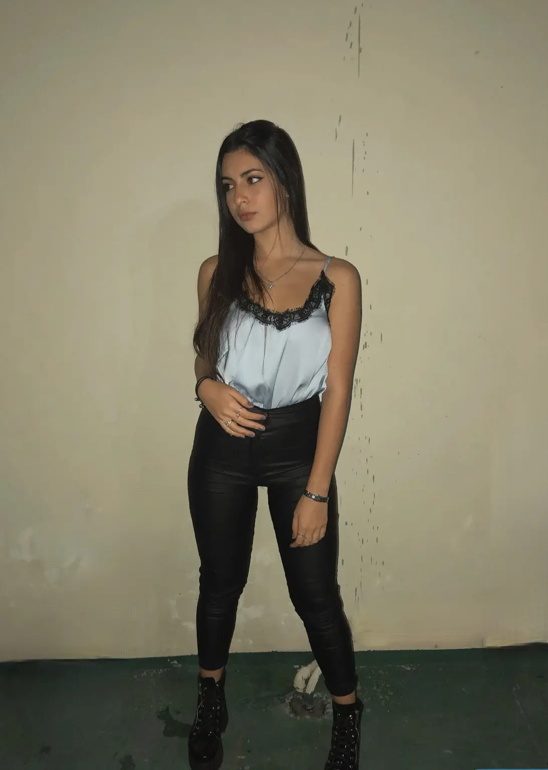 Stunning Beauty with a Fabulous Booty - Hot Babe with Gorgeous Ass