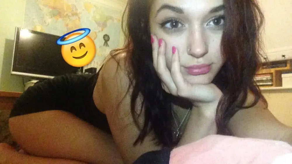 Amateur Photo of Cute Babe with Firm Tits and Shaved Pussy