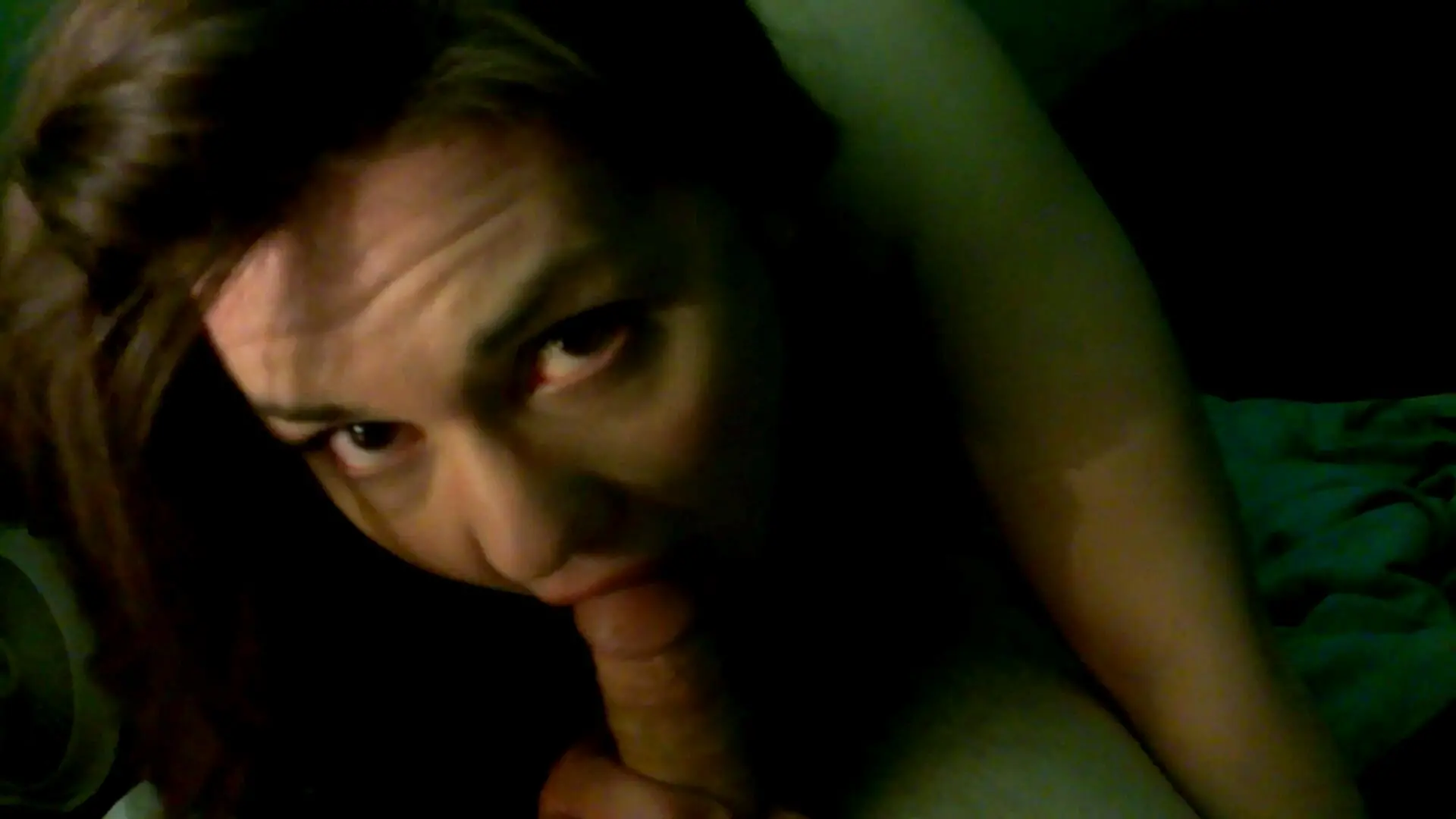 Slut Reveals Private Porn Pics: Explicit XXX Photos